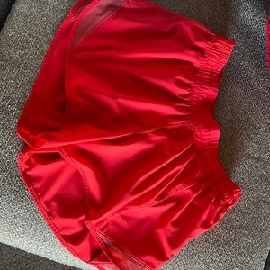LULULEMON HOTTY HOT SHORTS LOW RISE 4”